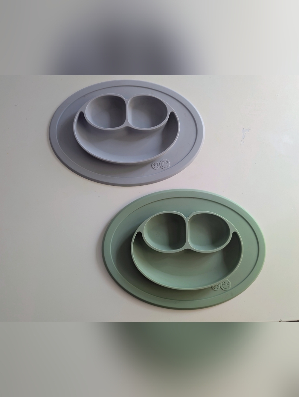 2 ezpz silicone plates